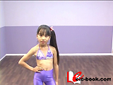 「天使の絵日記」関愛永8才 お花畑でおやゆび姫になって