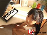 金子美穂 9才