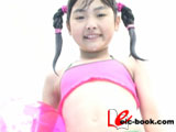 「天使の絵日記」杏なつみ 10才 眩い陽射しに微笑みがえし